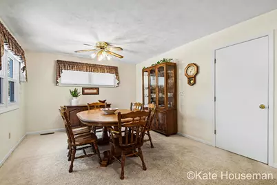 1921 Camille Drive SE, Grand Rapids, MI 49546 - Photo 14