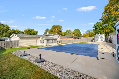 767 Cambridge Drive, Battle Creek, MI 49015 - Photo 36