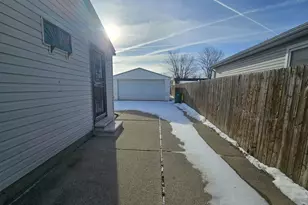 28339 Leroy St, Romulus, MI 48174 - Photo 24