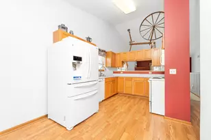 6105 Fairgrove St, Kalamazoo, MI 49009 - Photo 10