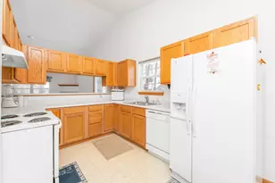 6105 Fairgrove St, Kalamazoo, MI 49009 - Photo 30