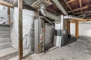 82 N Norwood St, Hillsdale, MI 49242 - Photo 14