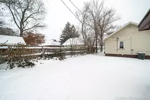 1168 E Apple Ave, Muskegon, MI 49442 - Photo 36