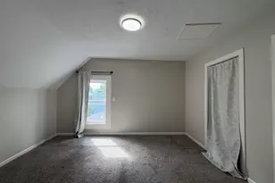 2221 Palace Ave SW, Grand Rapids, MI 49507 - Photo 12