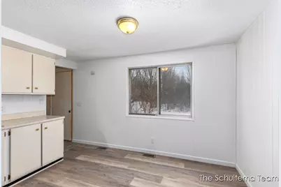 5668-5670 142nd Avenue, Holland, MI 49423 - Photo 4