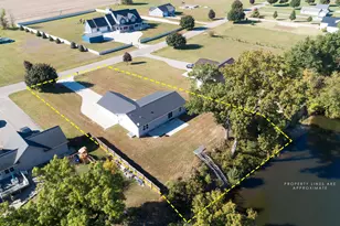 135 Jeremy St, Constantine, MI 49042 - Photo 2