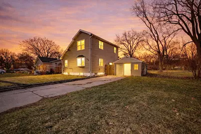 508 Filley Street, Lansing, MI 48906 - Photo 2