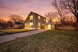 508 Filley St, Lansing, MI 48906 - Photo 2