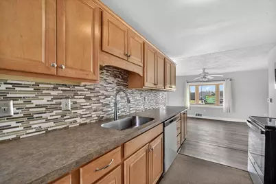 508 Filley Street, Lansing, MI 48906 - Photo 6