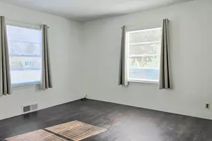 2426 Midday St, Jackson, MI 49203 - Photo 8