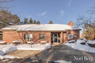 3392 Devonwood Hills NE #E, Grand Rapids, MI 49525 - Photo 22