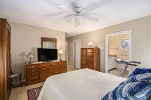 9131 N 42nd St, Hickory Corners, MI 49060 - Photo 16