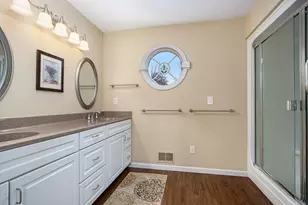 9131 N 42nd St, Hickory Corners, MI 49060 - Photo 18