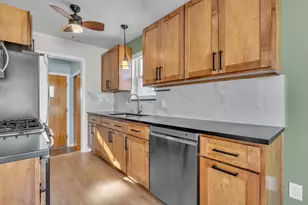 35940 Parkdale St, Livonia, MI 48150 - Photo 10