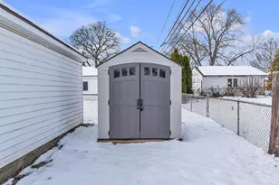 35940 Parkdale St, Livonia, MI 48150 - Photo 36