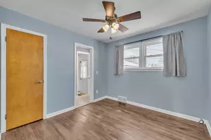 35940 Parkdale St, Livonia, MI 48150 - Photo 22