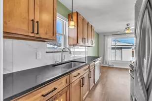 35940 Parkdale St, Livonia, MI 48150 - Photo 8