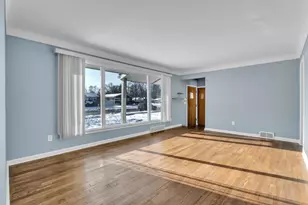 35940 Parkdale St, Livonia, MI 48150 - Photo 6