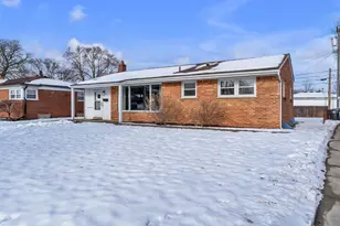 35940 Parkdale St, Livonia, MI 48150 - Photo 2