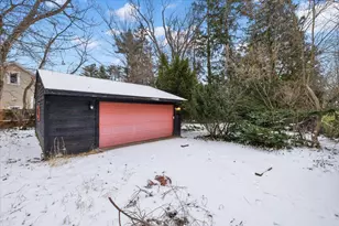 735 Renshaw Ave, Clawson, MI 48017 - Photo 10