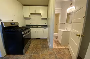 415 Davis St, Kalamazoo, MI 49007 - Photo 12