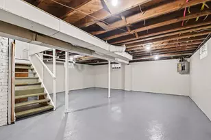 1199 Monroe St, Benton Harbor, MI 49022 - Photo 22