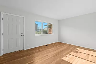 25655 Salem Street #98, Roseville, MI 48066 - Photo 4