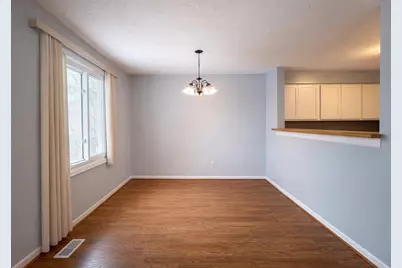 907 Registry Drive #126b, Grand Ledge, MI 48837 - Photo 4