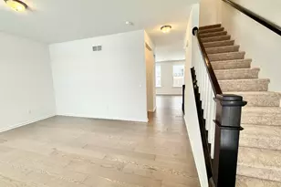 6173 S Trailwoods Dr, Ann Arbor, MI 48103 - Photo 4