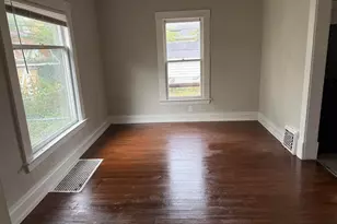 913 Bryant St, Kalamazoo, MI 49001 - Photo 4