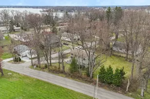 61100 Quinnesec Rd, Cassopolis, MI 49031 - Photo 2