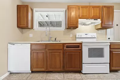 13747 Humphrey Street, Southgate, MI 48195 - Photo 14