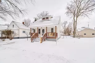 815 E Filer St, Ludington, MI 49431 - Photo 4