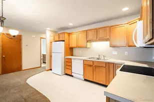 215 Parkside Dr, Zeeland, MI 49464 - Photo 16