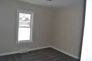 325 E Battle Creek St, Galesburg, MI 49053 - Photo 10