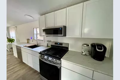 8771 Chain O Lakes Drive, Delton, MI 49046 - Photo 12