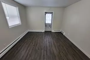 214 Arthur St, Manistee, MI 49660 - Photo 20