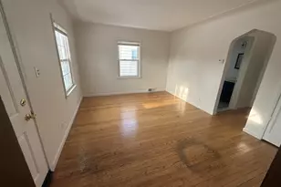 22430 Nowlin St, Dearborn, MI 48124 - Photo 2