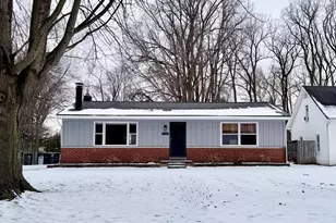 33989 Richland St, Livonia, MI 48150 - Photo 2