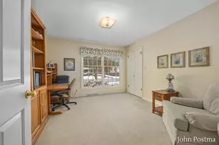 2401 Okemos Dr SE, Grand Rapids, MI 49506 - Photo 16