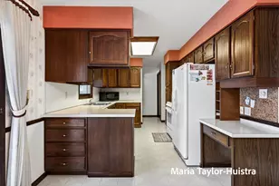 15881 Groesbeck St, Grand Haven, MI 49417 - Photo 8