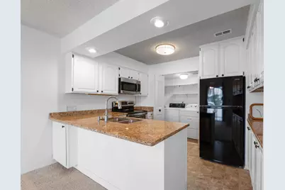 730 Cliffs Drive #304 A, Ypsilanti, MI 48198 - Photo 4