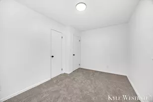 301 Donna Dr SE, Lowell, MI 49331 - Photo 16