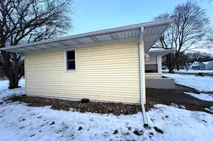 2415 Parchmount Ave, Kalamazoo, MI 49004 - Photo 4