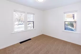 1061 Agard Ave, Benton Harbor, MI 49022 - Photo 14