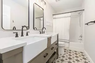 2330 Courtney Cir Ct, Ann Arbor, MI 48103 - Photo 50