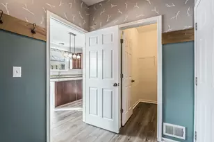 7513 Myrtle Ct, Ypsilanti, MI 48198 - Photo 16