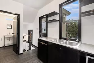 217 N 5th Ave, Ann Arbor, MI 48104 - Photo 10