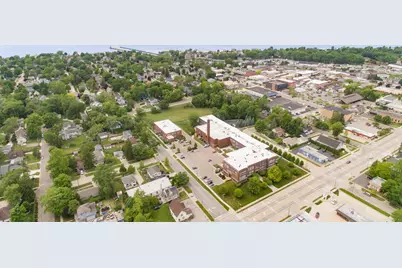 460 Broadway Street #102, South Haven, MI 49090 - Photo 2