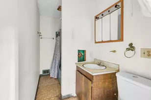 2010 Lansing Ave, Jackson, MI 49202 - Photo 18